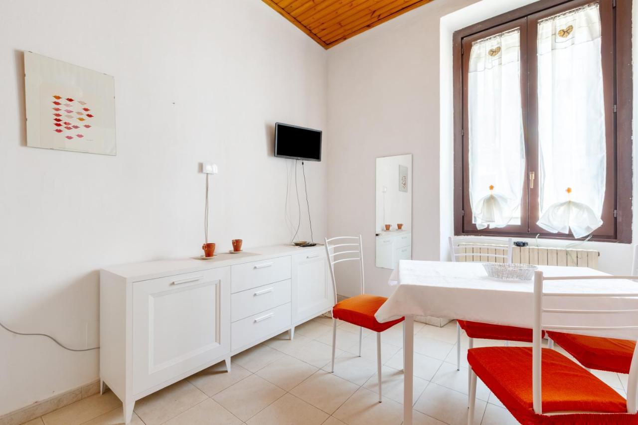 Darsena Navigli - Porta Genova M2 Studio Apartment มิลาน ภายนอก รูปภาพ